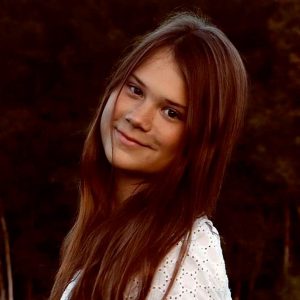 Hannah-Orwig_Web